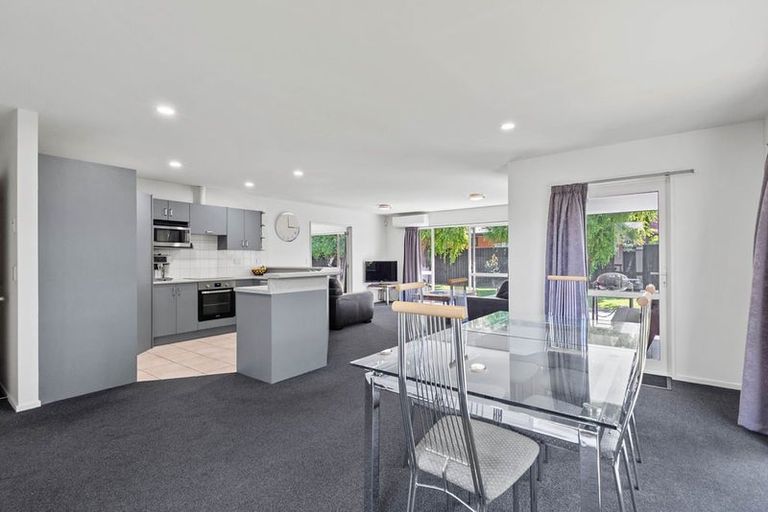 Photo of property in 6 Rawei Place, Harewood, Christchurch, 8051
