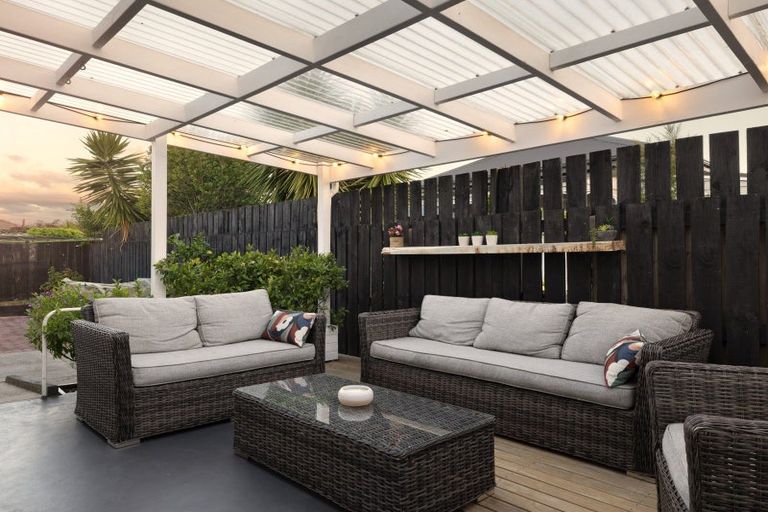 Photo of property in 11 Winter Street, Fairfield, Hamilton, 3214