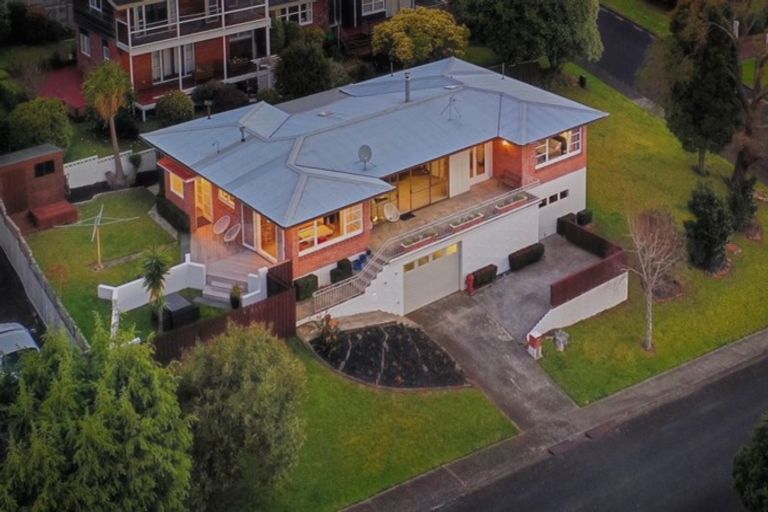 Photo of property in 5 Brooke Road, Red Hill, Papakura, 2110