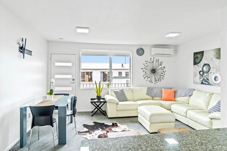 Photo of property in 3/27 Brockworth Place, Riccarton, Christchurch, 8011