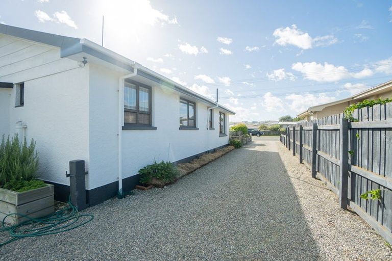 Photo of property in 43 Robertson Street, Gore, 9710