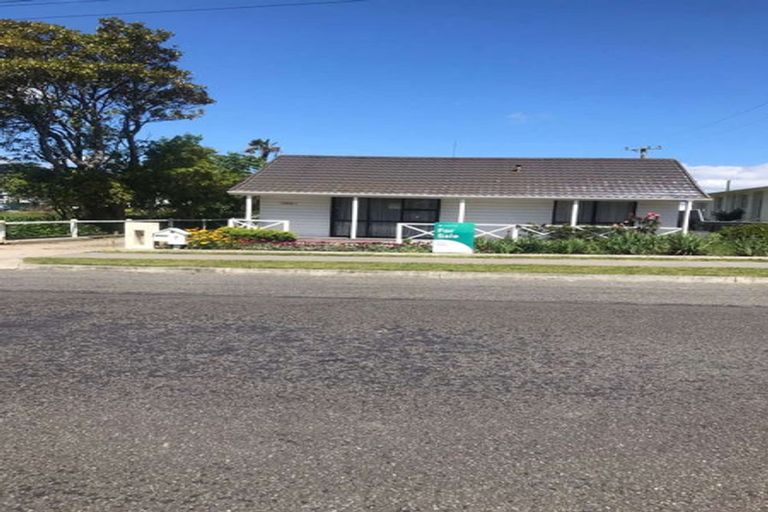 Photo of property in 7 Harris Street, Marton, 4710