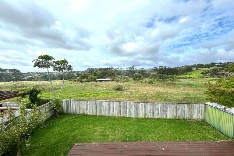 Photo of property in 10 Irongate Avenue, Ranui, Auckland, 0612