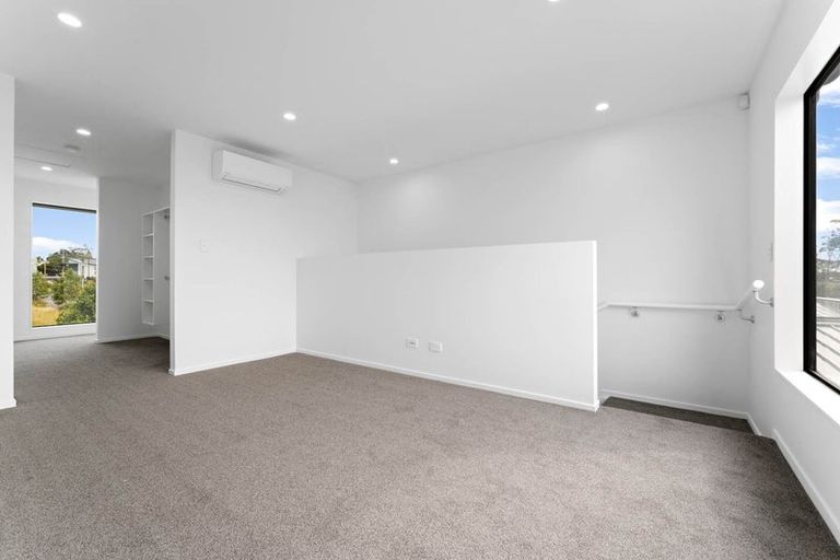 Photo of property in 14c Fortyfoot Lane, Sunnyhills, Auckland, 2010