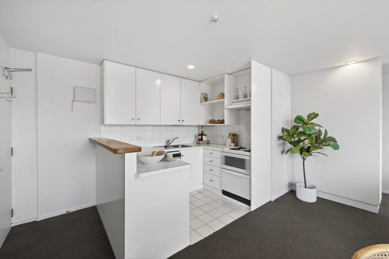 Photo of property in 9/15 Peterborough Street, Christchurch Central, Christchurch, 8013