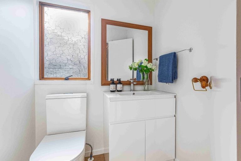 Photo of property in 1 Redwing Street, Browns Bay, Auckland, 0630