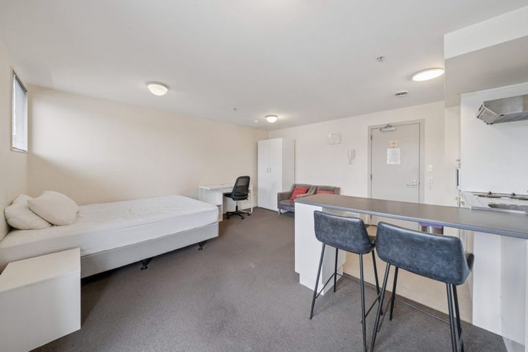 Photo of property in Southern Cross Apartments, 406/35 Abel Smith Street, Te Aro, Wellington, 6011