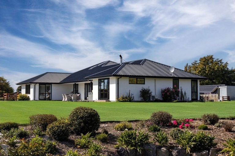Photo of property in 21 Grange Settlement Road, Temuka, 7920