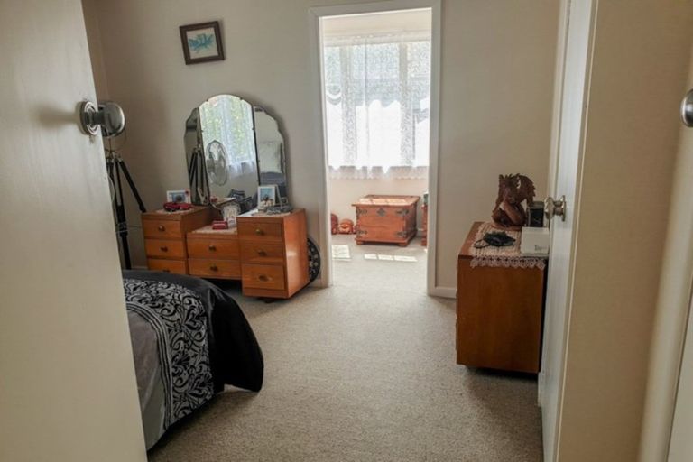 Photo of property in 16 Kennedy Street, Paeroa, 3600