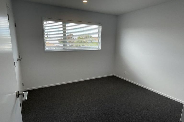 Photo of property in 4/111 Osborne Street, Waltham, Christchurch, 8011