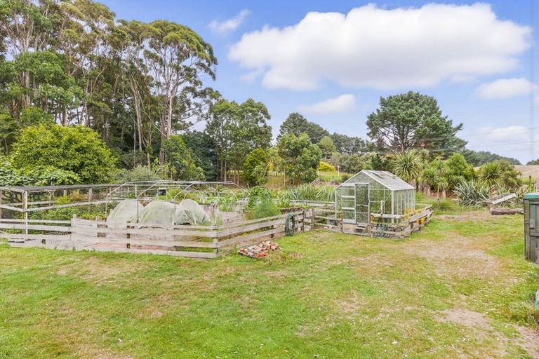 Photo of property in 168 Te Hapua Road, Te Horo, Otaki, 5581