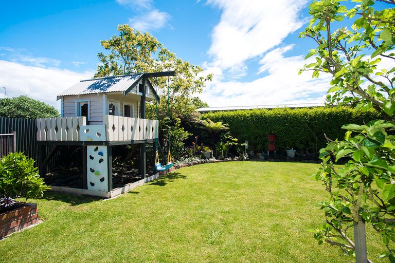 Photo of property in 2 Central Street, Whataupoko, Gisborne, 4010