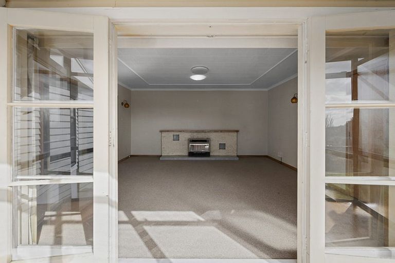 Photo of property in 135b Coronation Avenue, Welbourn, New Plymouth, 4310