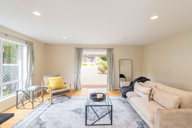 Photo of property in 21 Condell Avenue, Papanui, Christchurch, 8053