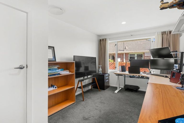 Photo of property in 105 Springs Road, Hornby, Christchurch, 8042