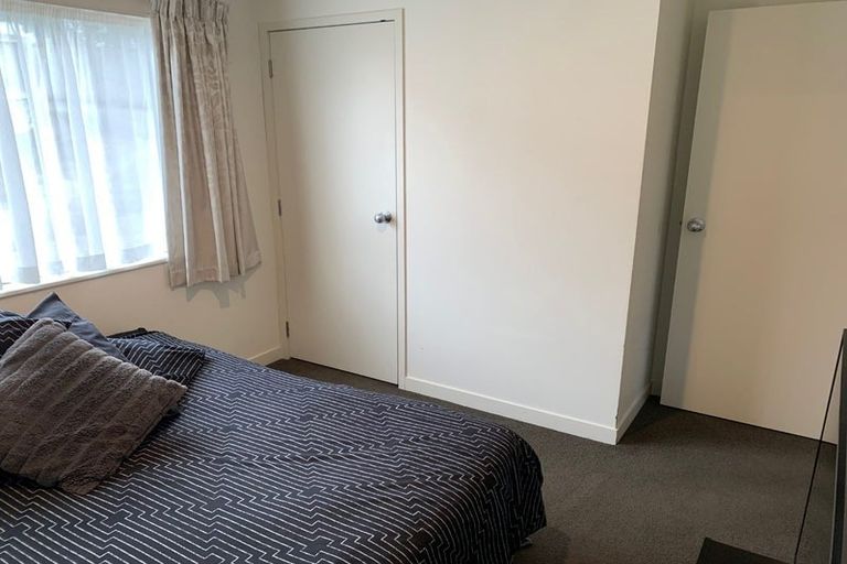 Photo of property in 12a Withers Road, Glen Eden, Auckland, 0602