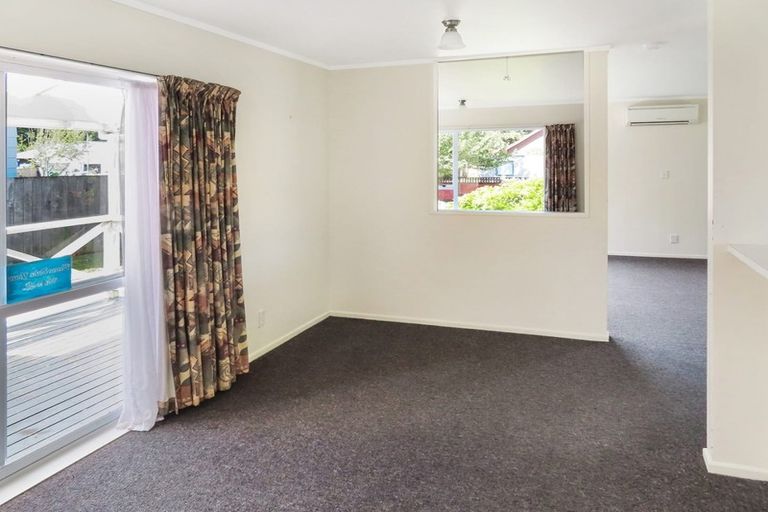 Photo of property in 5 Memphis Grove, Totara Park, Upper Hutt, 5018