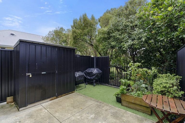 Photo of property in 13 Te Ara O Paetutu, Petone, Lower Hutt, 5012