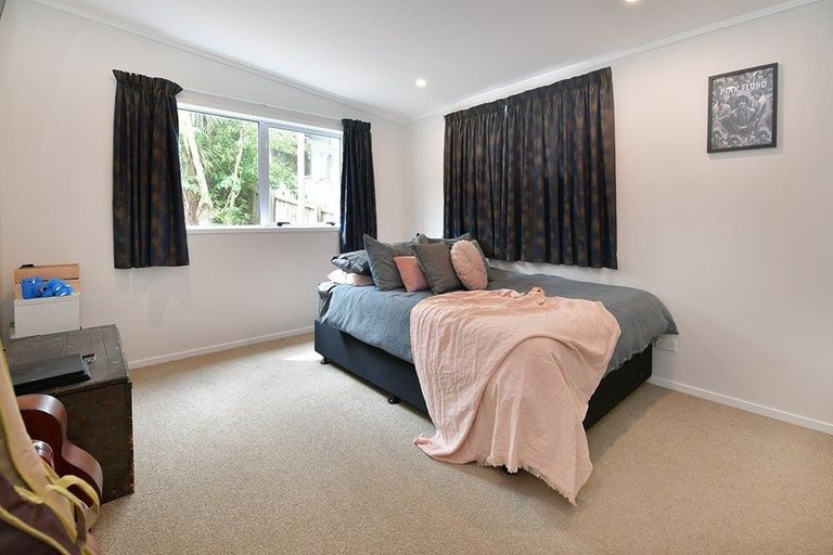 Photo of property in 1/6 Carlisle Road, Browns Bay, Auckland, 0630