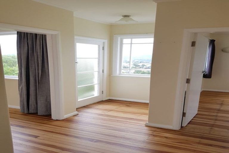 Photo of property in 73 Madras Street, Khandallah, Wellington, 6035