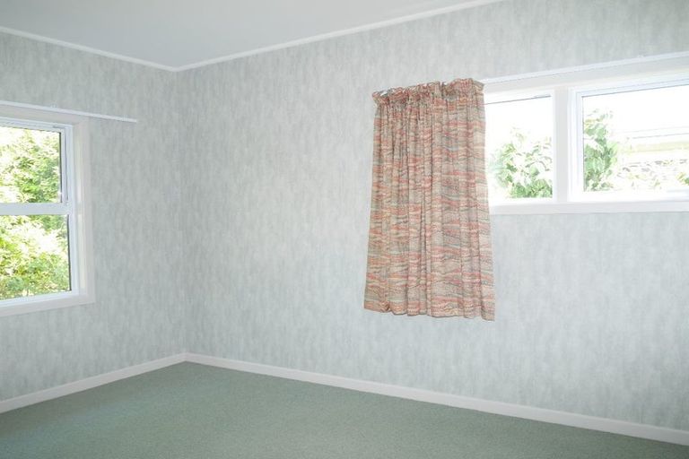 Photo of property in 369 Te Moana Road, Waikanae, 5036