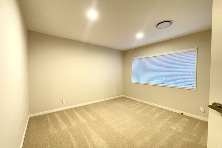 Photo of property in 16 Beulah Avenue, Rothesay Bay, Auckland, 0630