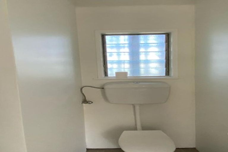 Photo of property in Grafon Court Flats, 5/53 Grafton Road, Roseneath, Wellington, 6011