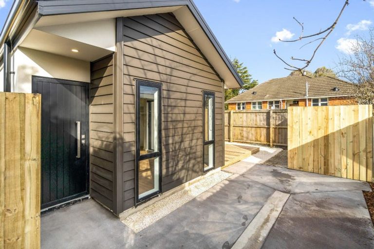 Photo of property in 21 Quinns Road, Shirley, Christchurch, 8013