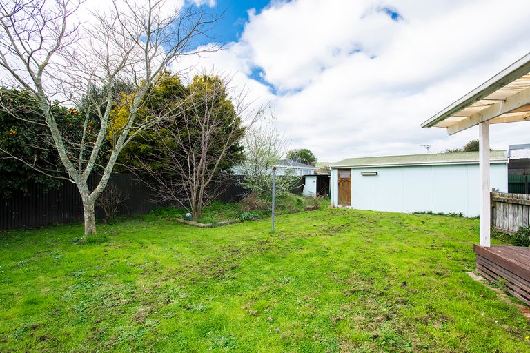 Photo of property in 21 Turenne Street, Inner Kaiti, Gisborne, 4010