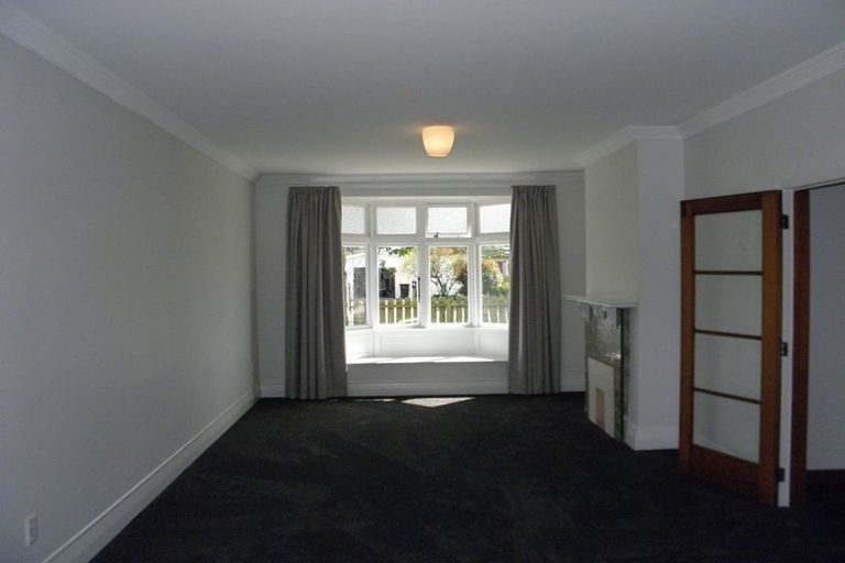 Photo of property in 27 Queen Street, Winton, 9720