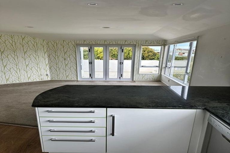 Photo of property in 2/13 Markham Place, Bucklands Beach, Auckland, 2012