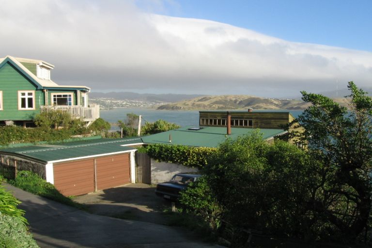 Photo of property in 95 Motuhara Road, Plimmerton, Porirua, 5026