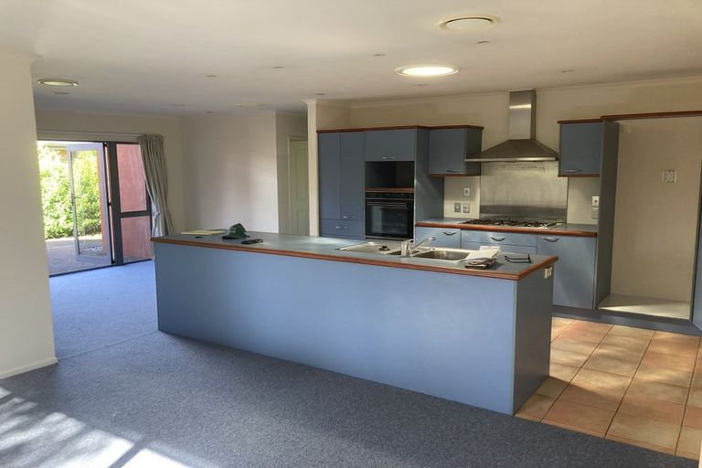 Photo of property in 11 Chatswood Place, Rototuna, Hamilton, 3210