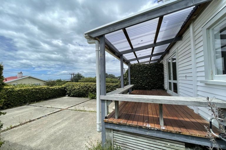 Photo of property in 20 Ngataringa Road, Devonport, Auckland, 0624