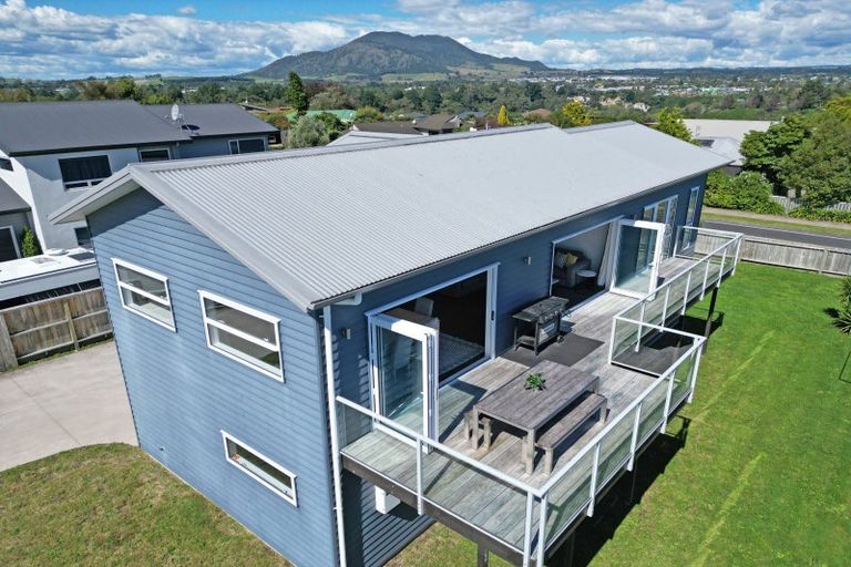 Photo of property in 68 Huka Heights Drive, Rangatira Park, Taupo, 3330
