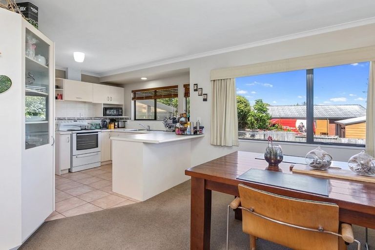 Photo of property in 15 Norwich Place, Bethlehem, Tauranga, 3110