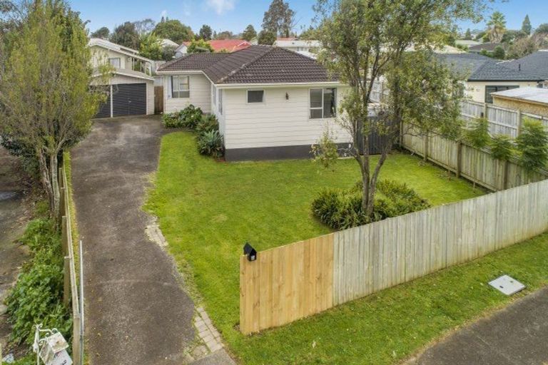 Photo of property in 44 Sunlands Drive, Manurewa, Auckland, 2102