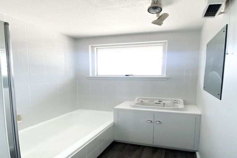 Photo of property in 48a Rocking Horse Road, Southshore, Christchurch, 8062