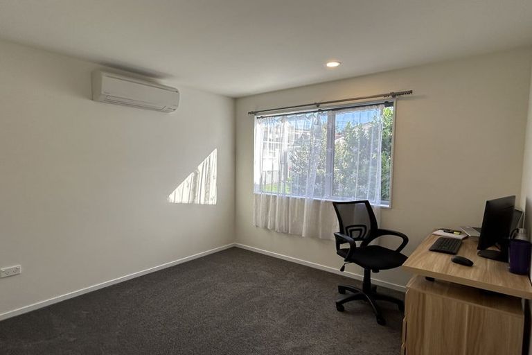 Photo of property in 13b Reynella Drive, Massey, Auckland, 0614