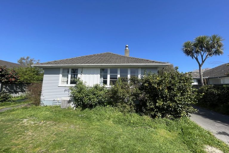 Photo of property in 12 Hillary Crescent, Upper Riccarton, Christchurch, 8041