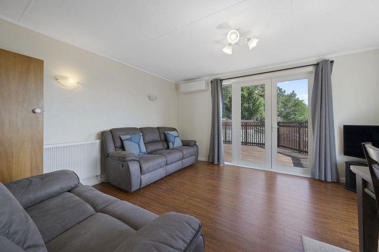 Photo of property in 137 Ironside Road, Johnsonville, Wellington, 6037