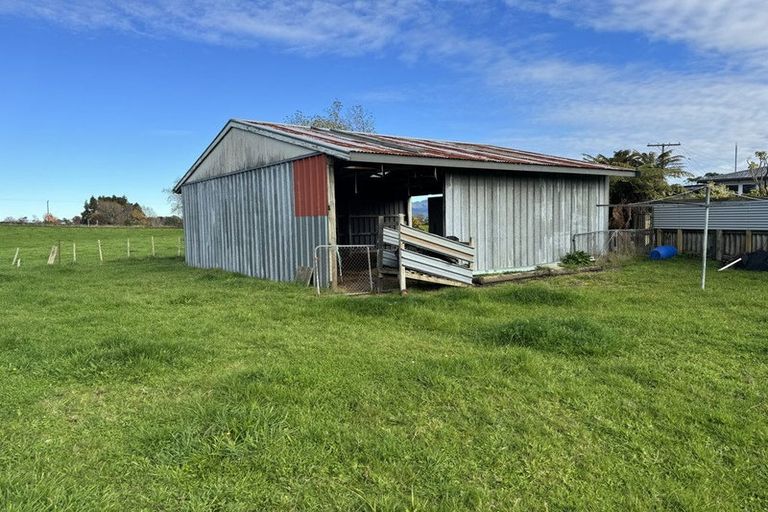 Photo of property in 2070 Kakaramea Road, Ngahinapouri, Hamilton, 3290