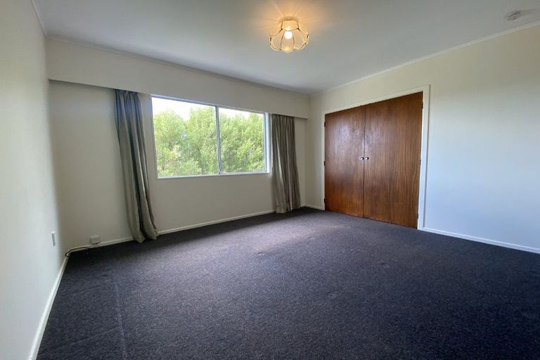 Photo of property in 37 Carluke Street, Paparangi, Wellington, 6037