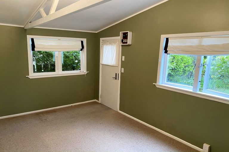 Photo of property in 78 Todman Street, Brooklyn, Wellington, 6021