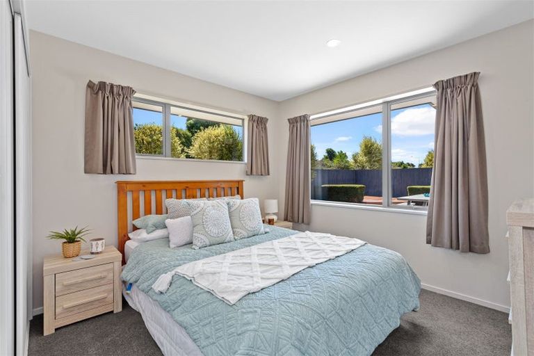 Photo of property in 51 Somerville Crescent, Aidanfield, Christchurch, 8025