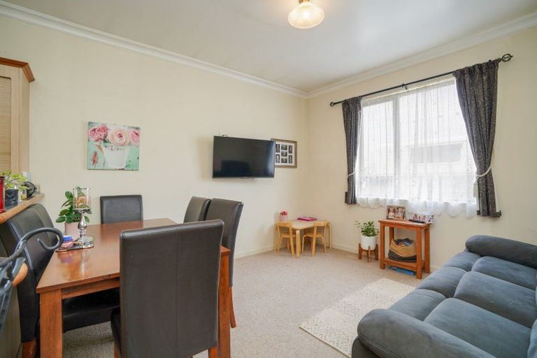 Photo of property in 19 Lowe Street, Avenal, Invercargill, 9810