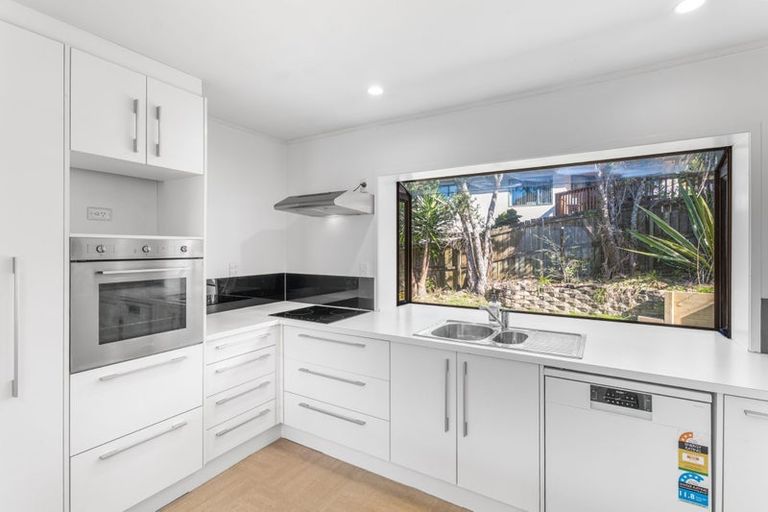 Photo of property in 176 Sturges Road, Henderson, Auckland, 0612