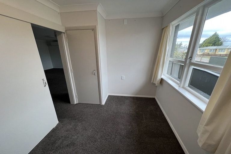 Photo of property in 50 Karaka Crescent, Levin, 5510