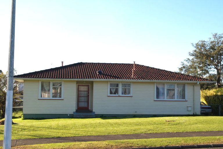 Photo of property in 27 Lyncroft Street, Mangere East, Auckland, 2024