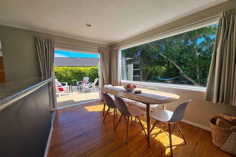 Photo of property in 3 Burke Grove, Naenae, Lower Hutt, 5011